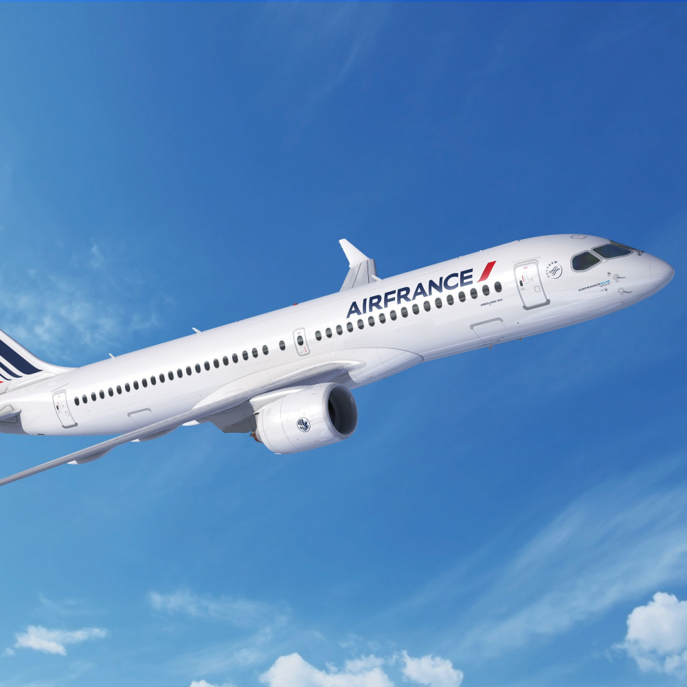 Air France добавила к цене билета сбор за устойчивое авиационное топливо